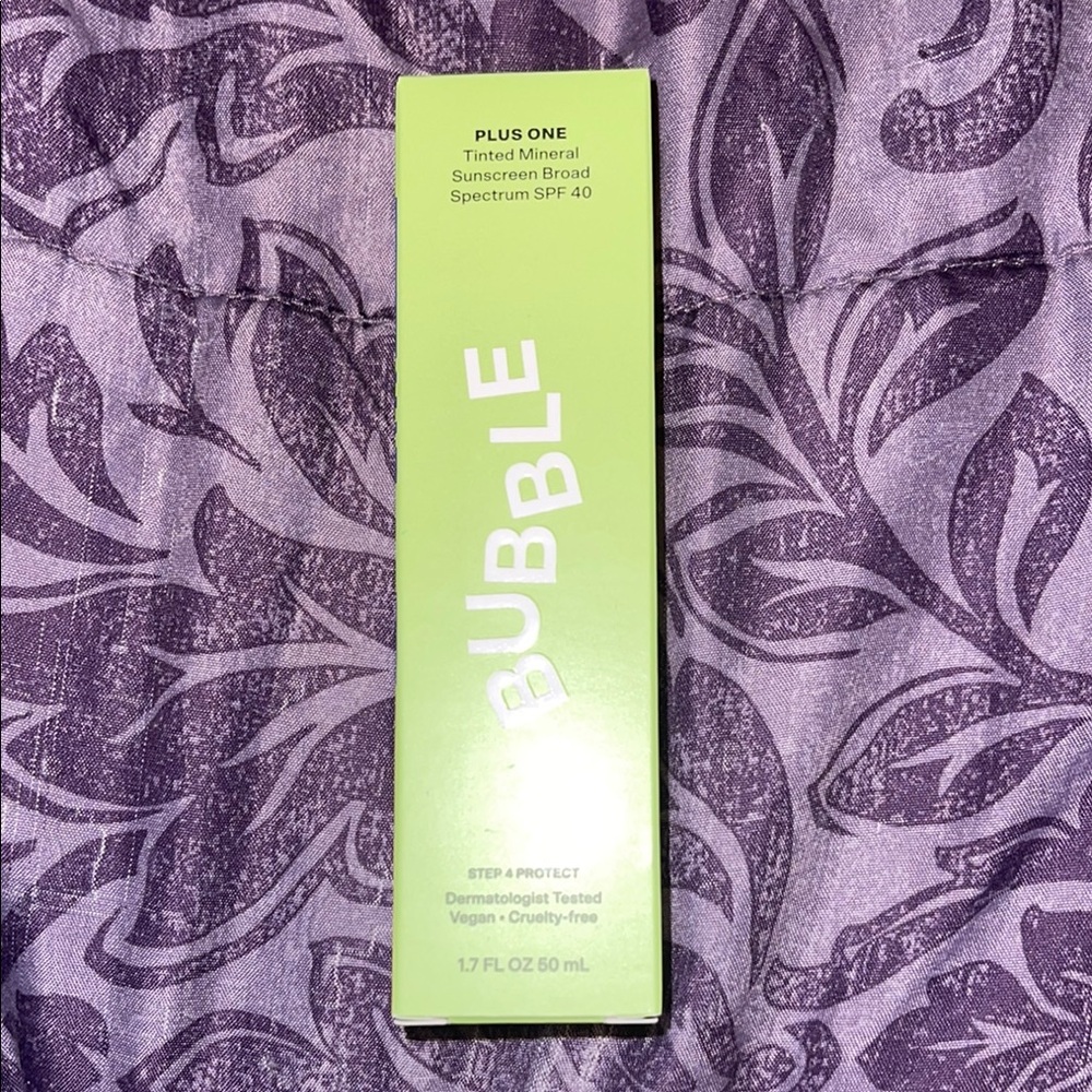 Bubble Tinted Mineral Sunscreen SPF 40